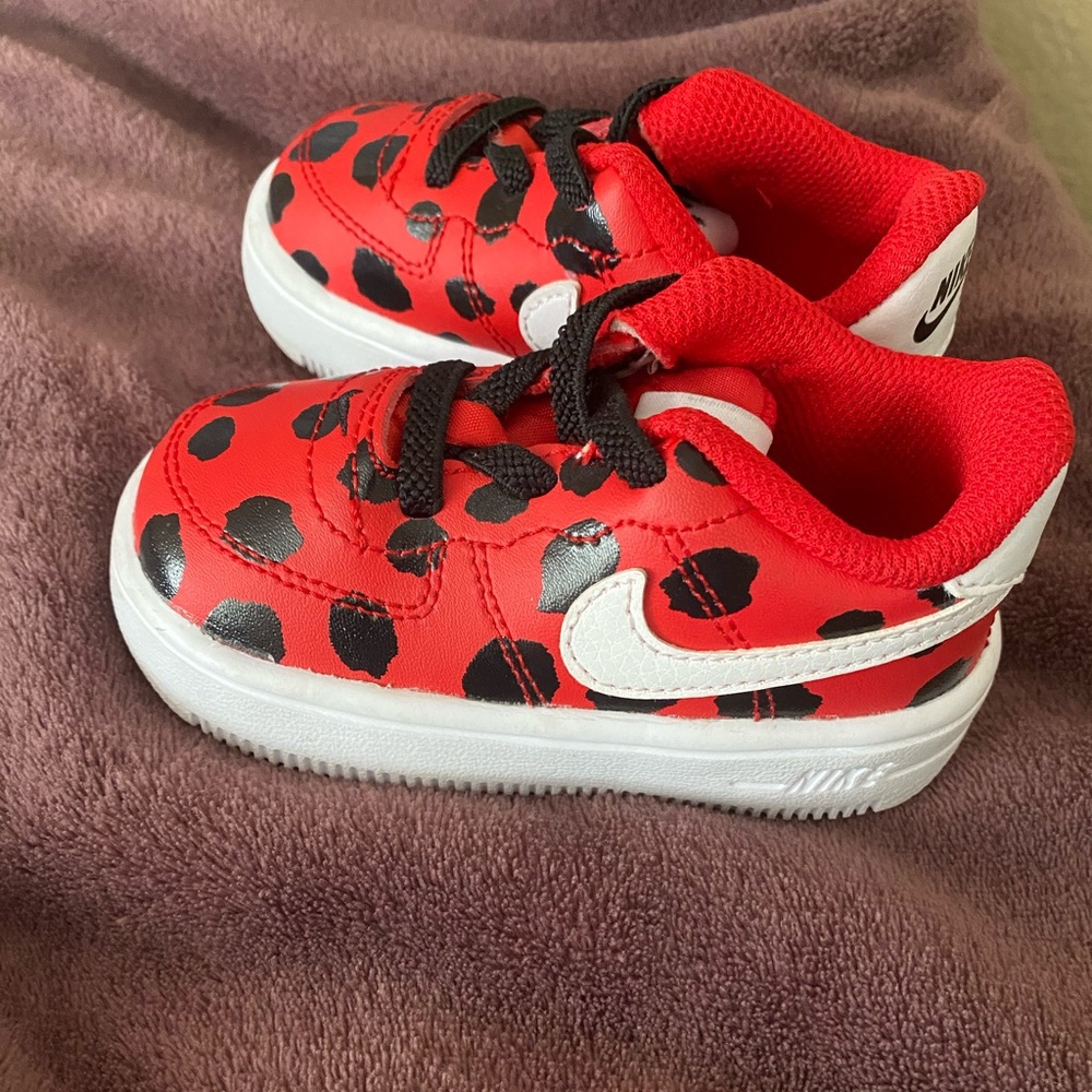 Infant Nike shoes